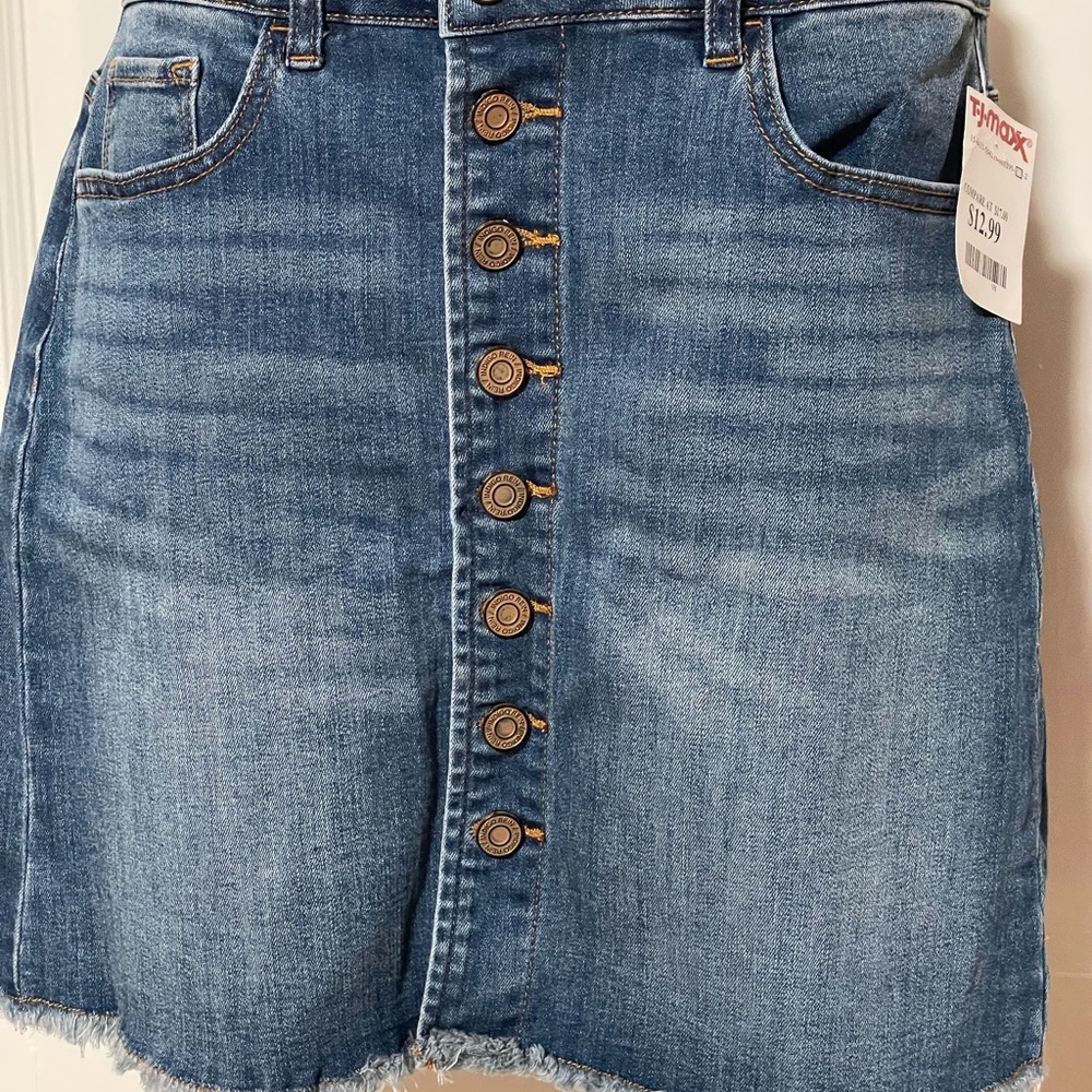 Denim skirt